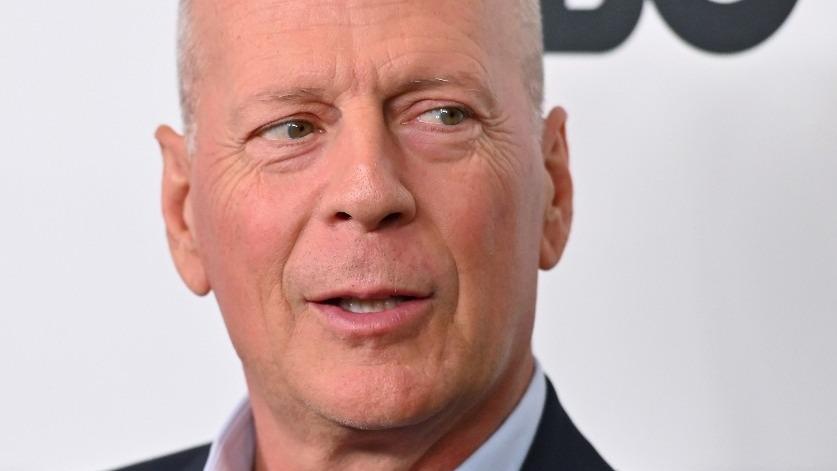 Jornal revela que Bruce Willis perdeu a capacidade de falar, ler e andar