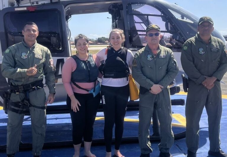 Seis-pessoas-sao-resgatadas-apos-canoa-virar-em-Caucaia-e1754152039279