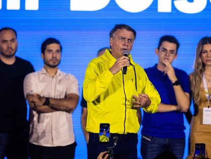 Jair-Bolsonaro-e-aliados