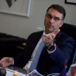 110082570-pa-20-20bras-c3-adlia-20df-2019-02-2025-20entrevista-20exclusiva-20-20senador-20fl-c3-a1vio-20bolsonaro-20fotografia-20bre