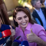 115894026-pa-brasiliadf11-08-2026michelleeflaviobolsonarofazemprimeiragravacaoparaohor