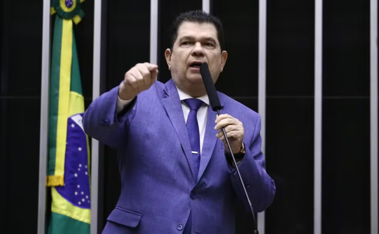 mauro-filho-deixa-pdt-se-filia-ao-uniao-brasil-e-deve-apoiar-oposicao-ao-governo